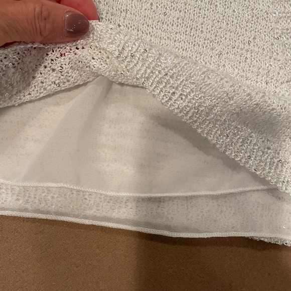 Sioni NWOT White Shimmer Lined Long Sleeved Sweater - Medium - Picture 6 of 10